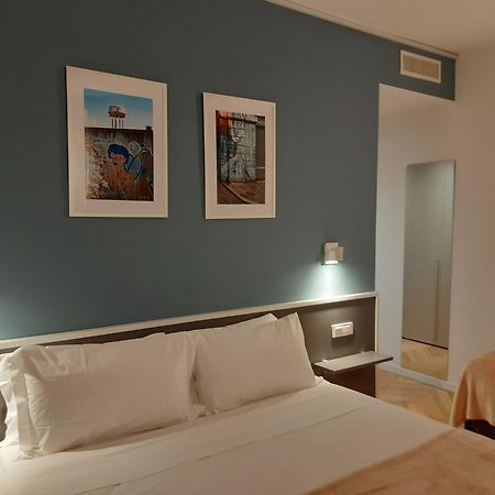 Mako Suites - Centro E Stazione Monza Kültér fotó