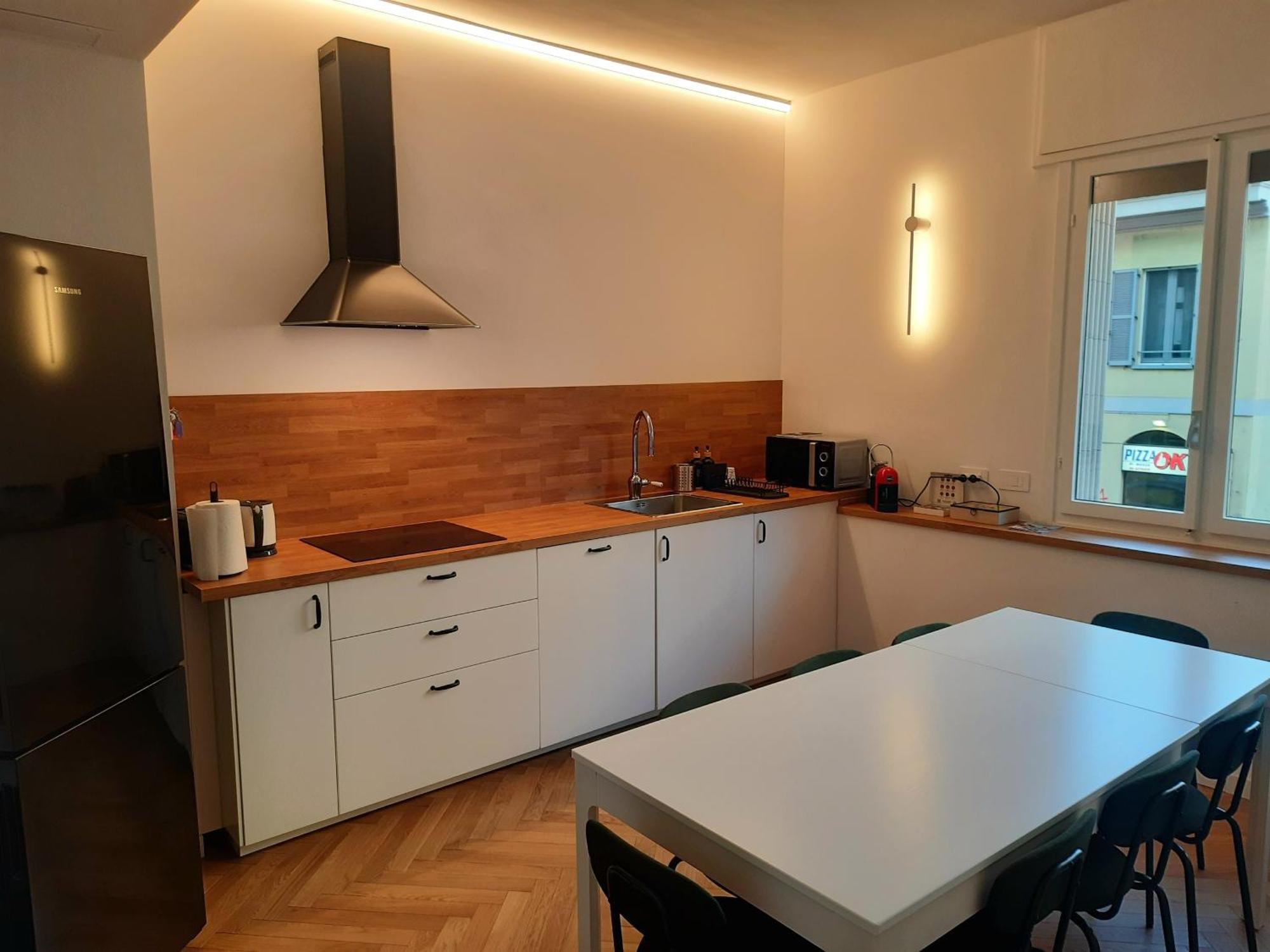 Mako Suites - Centro E Stazione Monza Kültér fotó