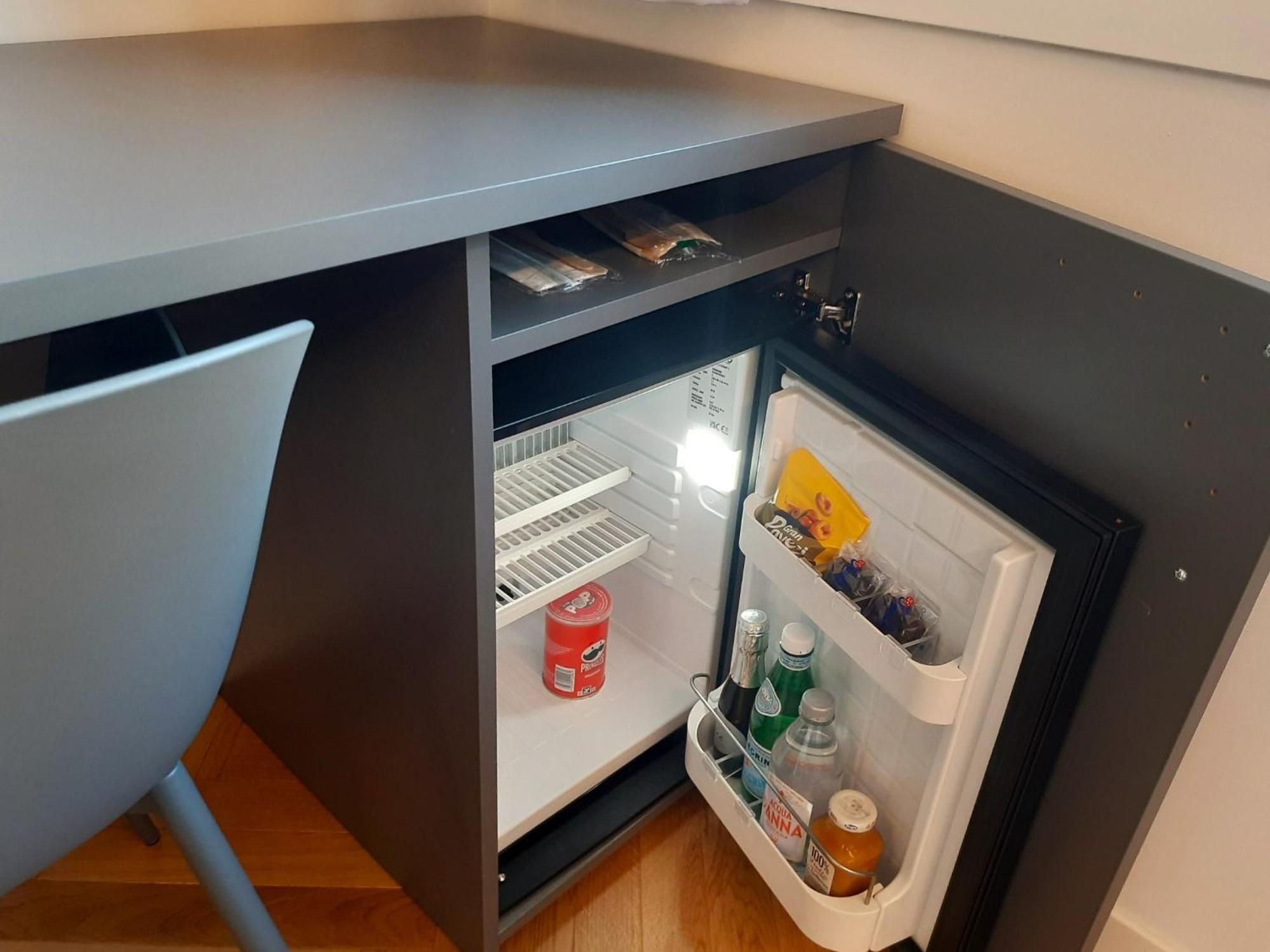 Mako Suites - Centro E Stazione Monza Szoba fotó