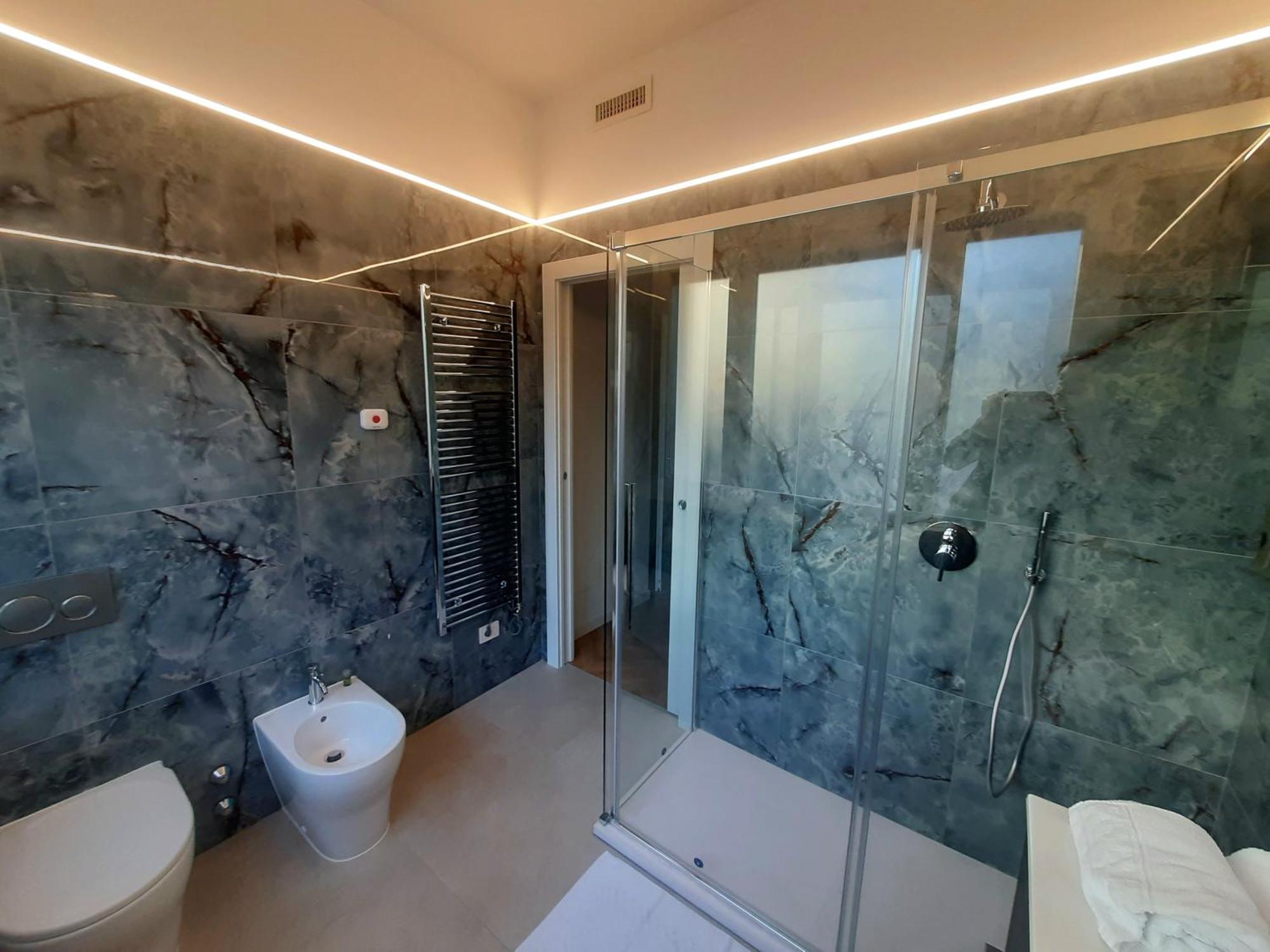 Mako Suites - Centro E Stazione Monza Kültér fotó